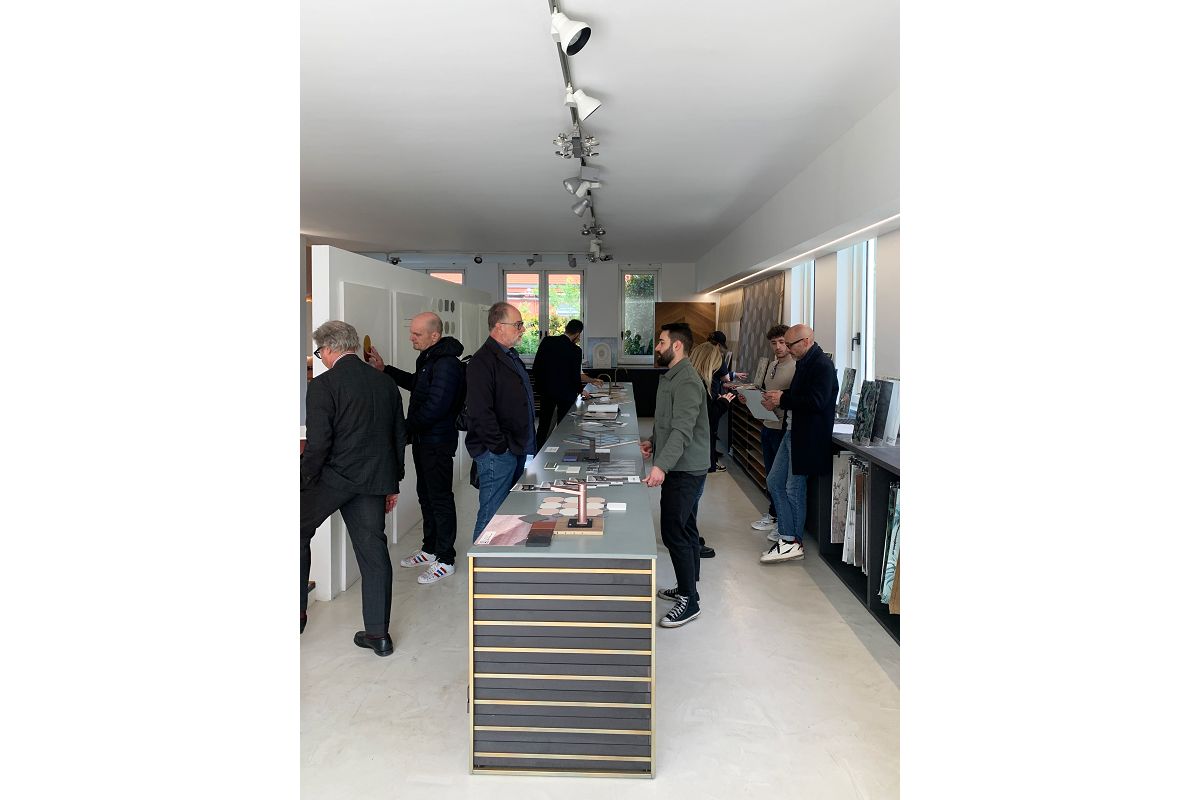 MilanShowroom (2)(001)